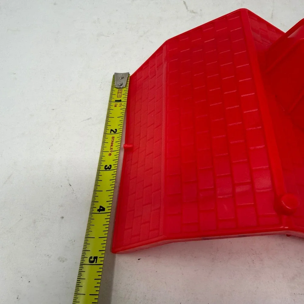 Vintage 1998 Lincoln Logs Red Plastic Barn Roof and Silo Replacement Piece 6659